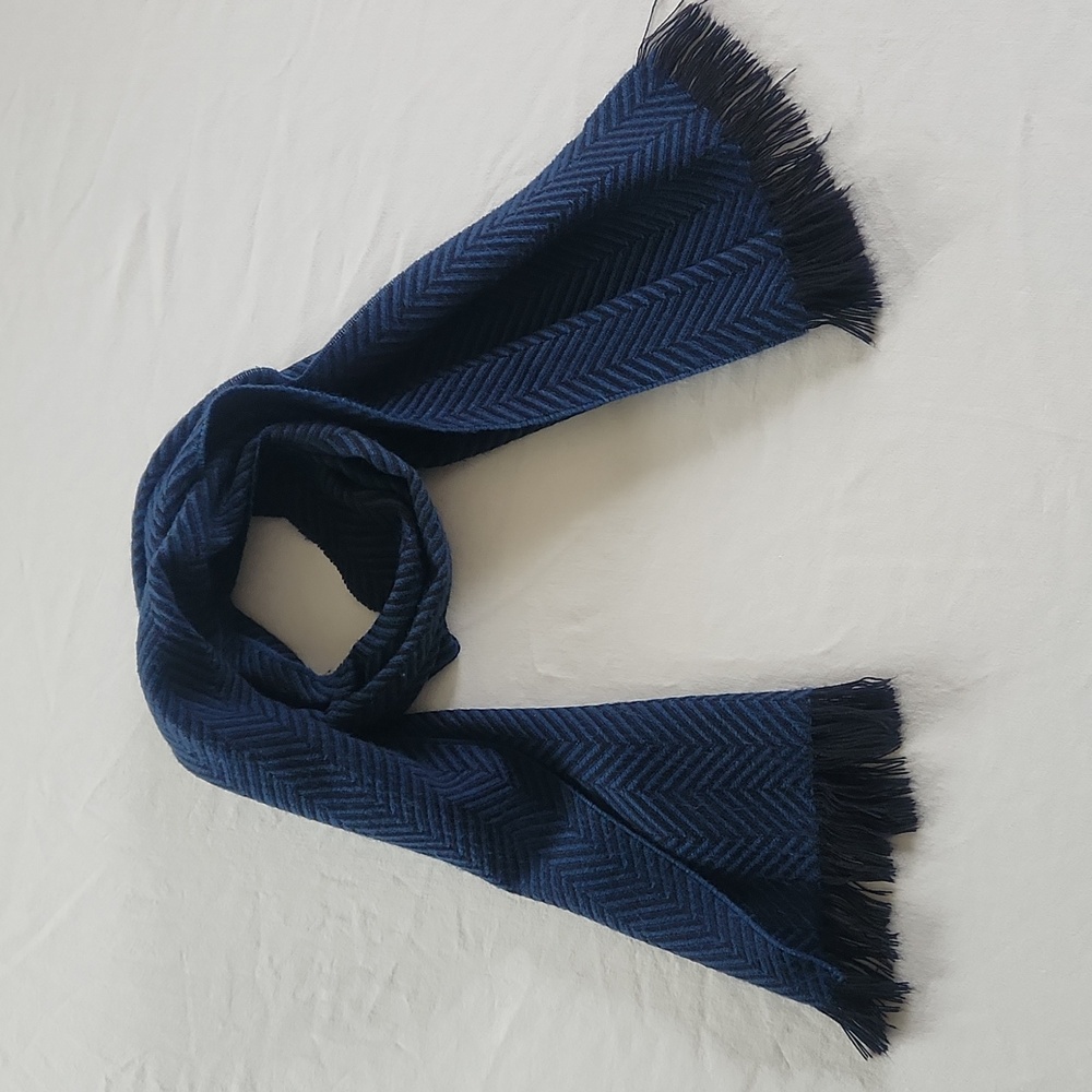 Vintage Eaton's Herringbone Scarf ❄️ - Picture 4 of 11